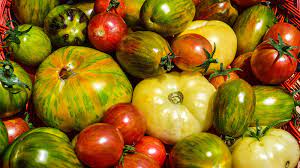 The Ultimate Guide to Heirloom Tomatoes: Varieties, Growing Tips, and Recipes